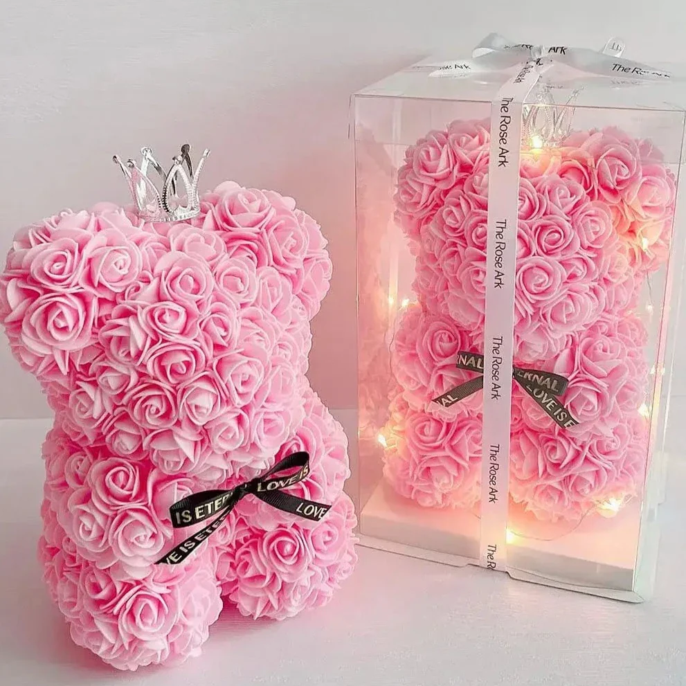 Velours d’Amour™ – Ours Floral Éternel de Luxe